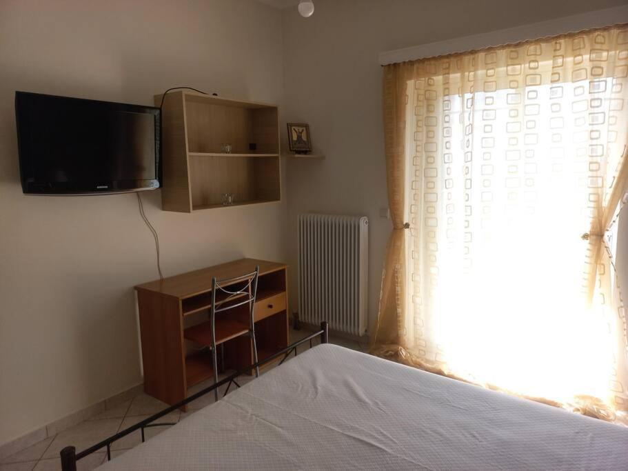 Stefkas Apartment1 Patras Buitenkant foto